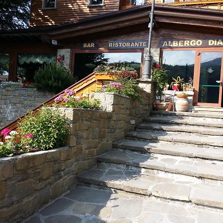 Albergo Diana เชอเรโตรากี ภายนอก รูปภาพ